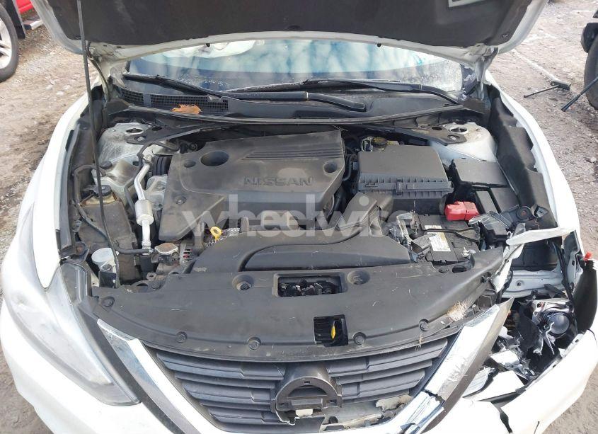 Photo 10 of 2016 Nissan Altima 2.5/2.5 S/2.5 SL/2.5 SR/2.5 SV (VIN 1N4AL3AP0GN368609)