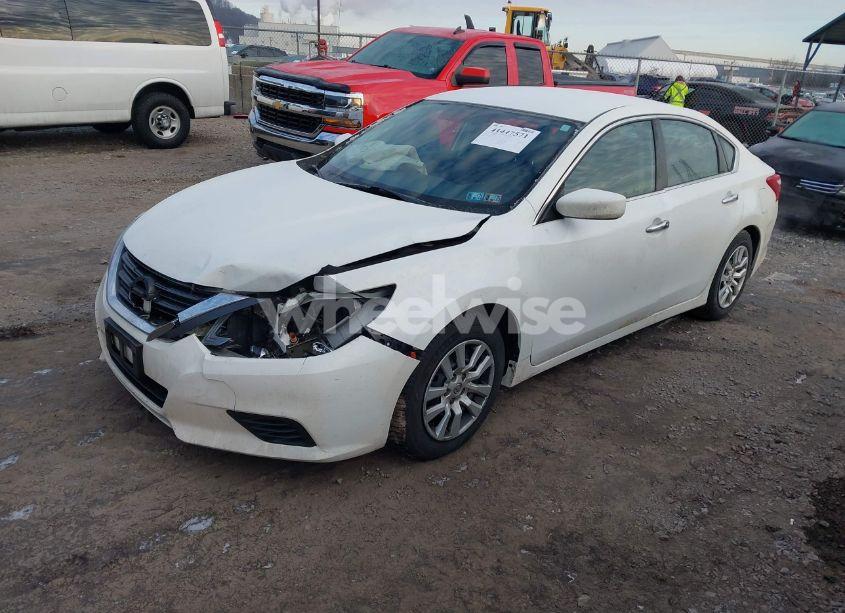Photo 2 of 2016 Nissan Altima 2.5/2.5 S/2.5 SL/2.5 SR/2.5 SV (VIN 1N4AL3AP0GN368609)