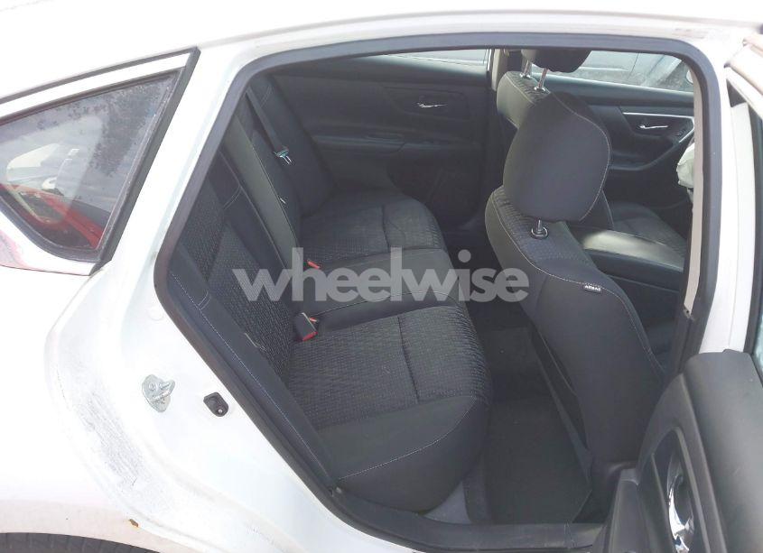 Photo 8 of 2016 Nissan Altima 2.5/2.5 S/2.5 SL/2.5 SR/2.5 SV (VIN 1N4AL3AP0GN368609)