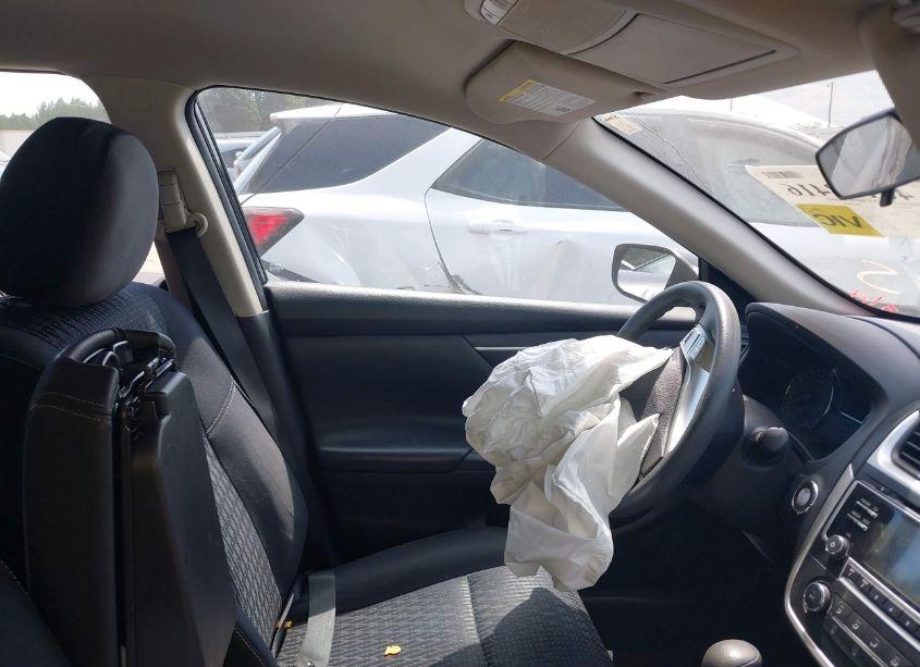 Photo 5 of 2016 Nissan Altima 2.5 S (VIN 1N4AL3AP0GN383238)