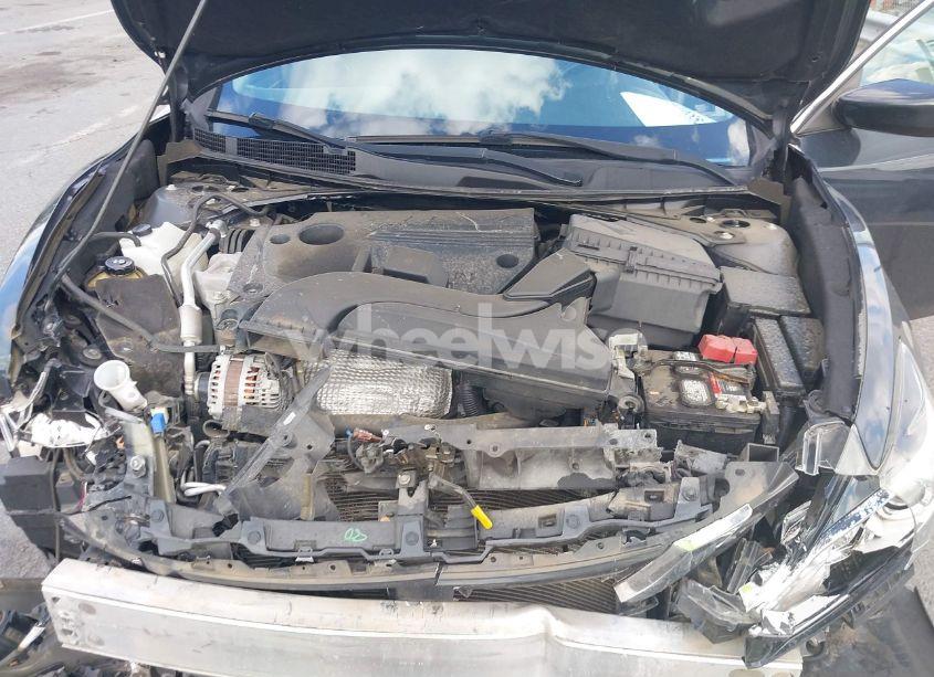 Photo 10 of 2017 Nissan Altima 2.5/2.5 S/2.5 SL/2.5 SR/2.5 SV (VIN 1N4AL3AP0HC112371)