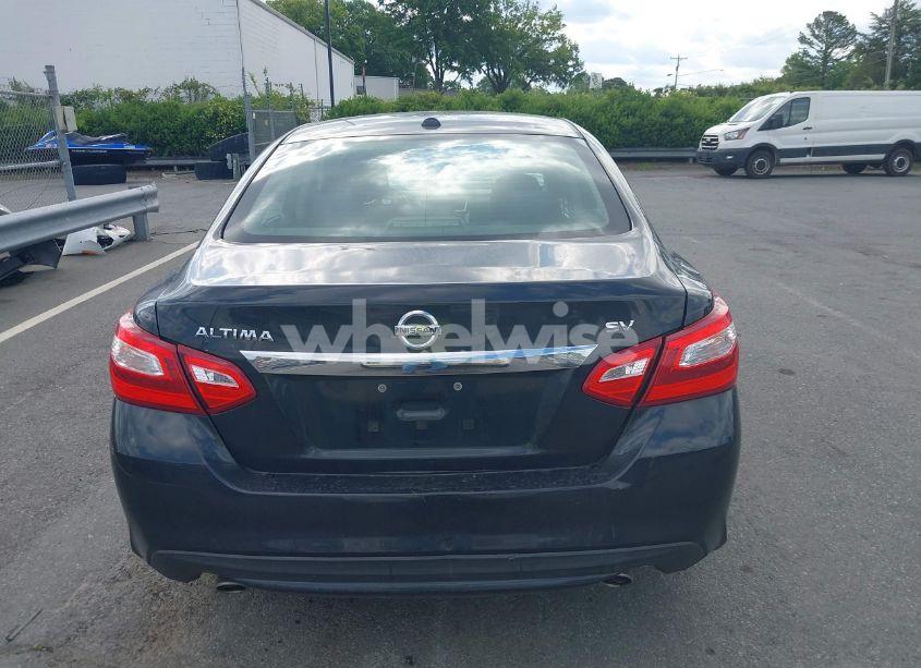 Photo 16 of 2017 Nissan Altima 2.5/2.5 S/2.5 SL/2.5 SR/2.5 SV (VIN 1N4AL3AP0HC112371)