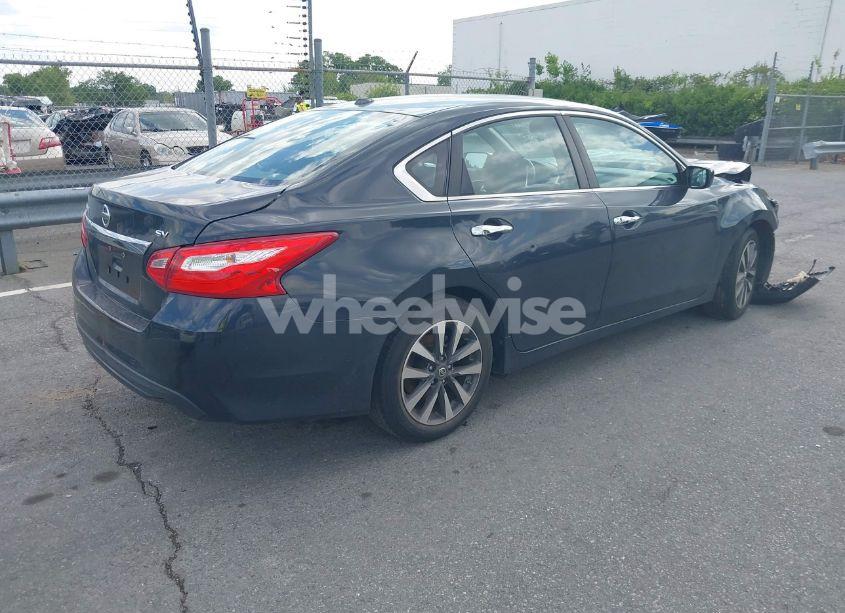 Photo 4 of 2017 Nissan Altima 2.5/2.5 S/2.5 SL/2.5 SR/2.5 SV (VIN 1N4AL3AP0HC112371)