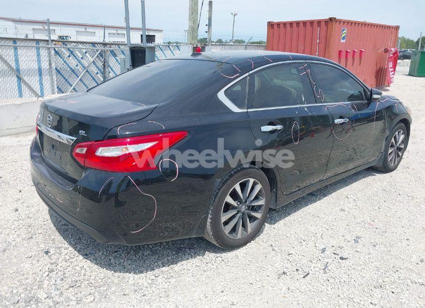 Photo 4 of 2017 Nissan Altima 2.5 SL (VIN 1N4AL3AP0HC121152)