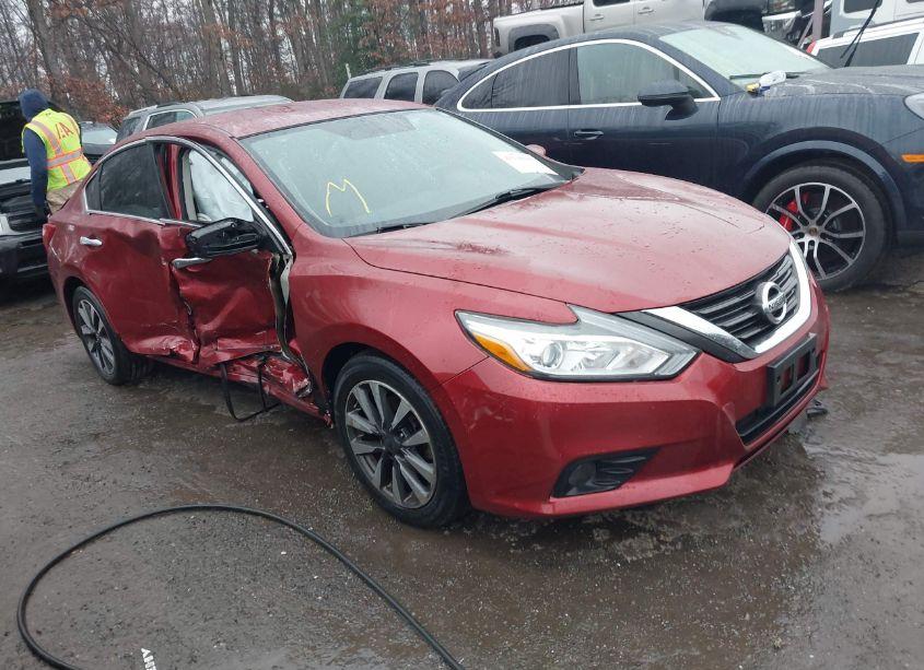 2017 Nissan Altima 2.5/2.5 S/2.5 SL/2.5 SR/2.5 SV (VIN 1N4AL3AP0HC123581) main photo