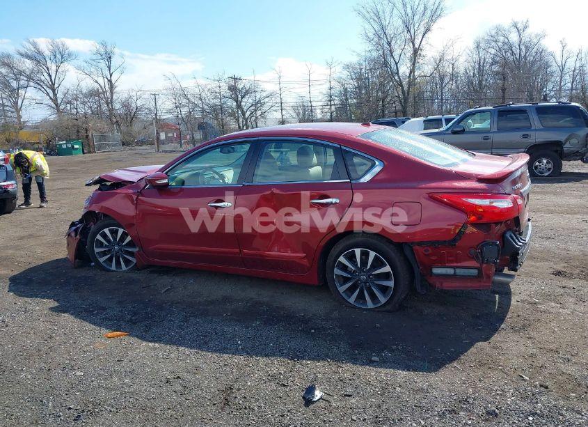 Photo 14 of 2017 Nissan Altima 2.5 SL (VIN 1N4AL3AP0HC129798)