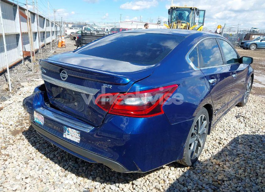Photo 4 of 2017 Nissan Altima 2.5 SR (VIN 1N4AL3AP0HC130904)