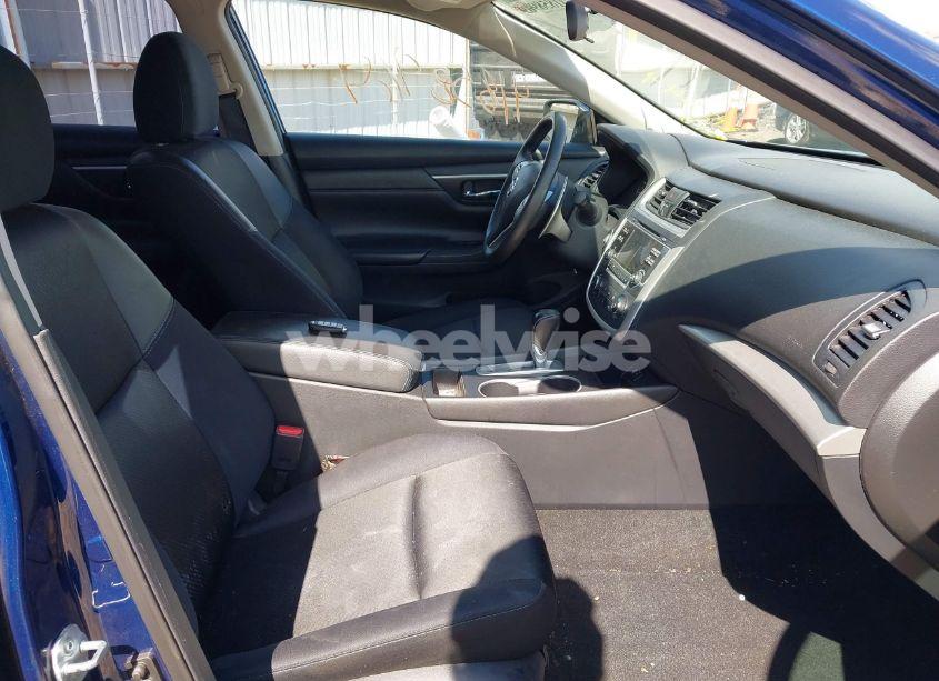 Photo 5 of 2017 Nissan Altima 2.5 SR (VIN 1N4AL3AP0HC130904)