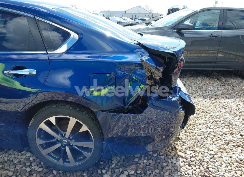 Photo 6 of 2017 Nissan Altima 2.5 SR (VIN 1N4AL3AP0HC130904)