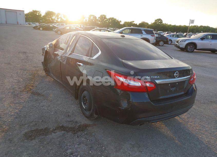 Photo 3 of 2017 Nissan Altima 2.5 SV (VIN 1N4AL3AP0HC131759)