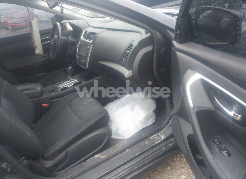 Photo 5 of 2017 Nissan Altima 2.5 SV (VIN 1N4AL3AP0HC131759)