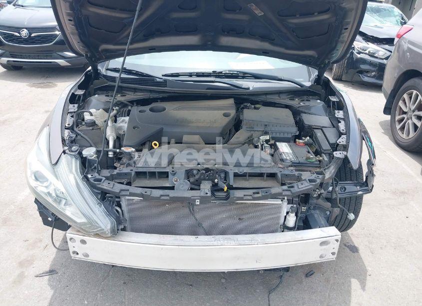Photo 10 of 2017 Nissan Altima 2.5 S (VIN 1N4AL3AP0HC134578)