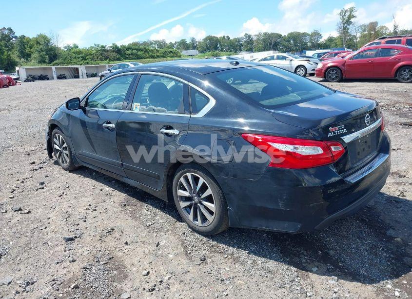 Photo 3 of 2017 Nissan Altima 2.5 SV (VIN 1N4AL3AP0HC144575)
