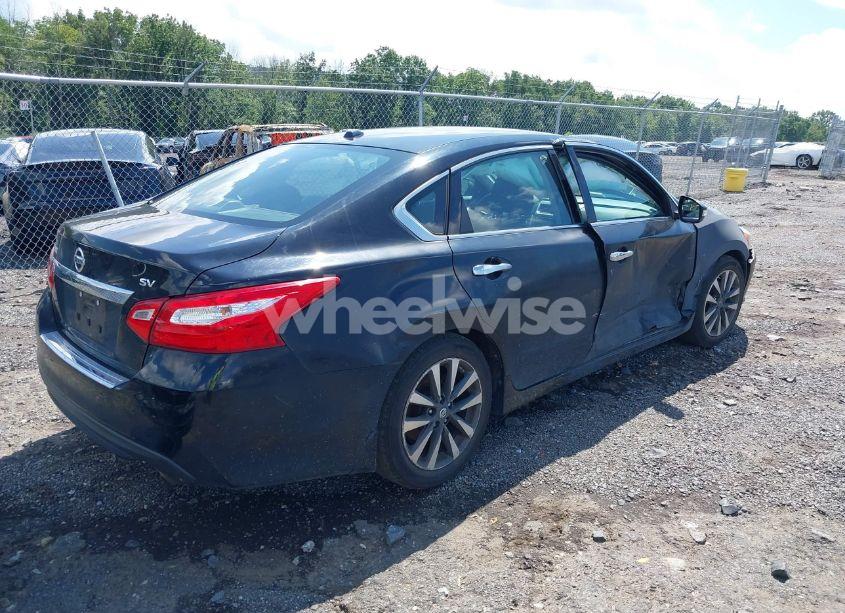 Photo 4 of 2017 Nissan Altima 2.5 SV (VIN 1N4AL3AP0HC144575)