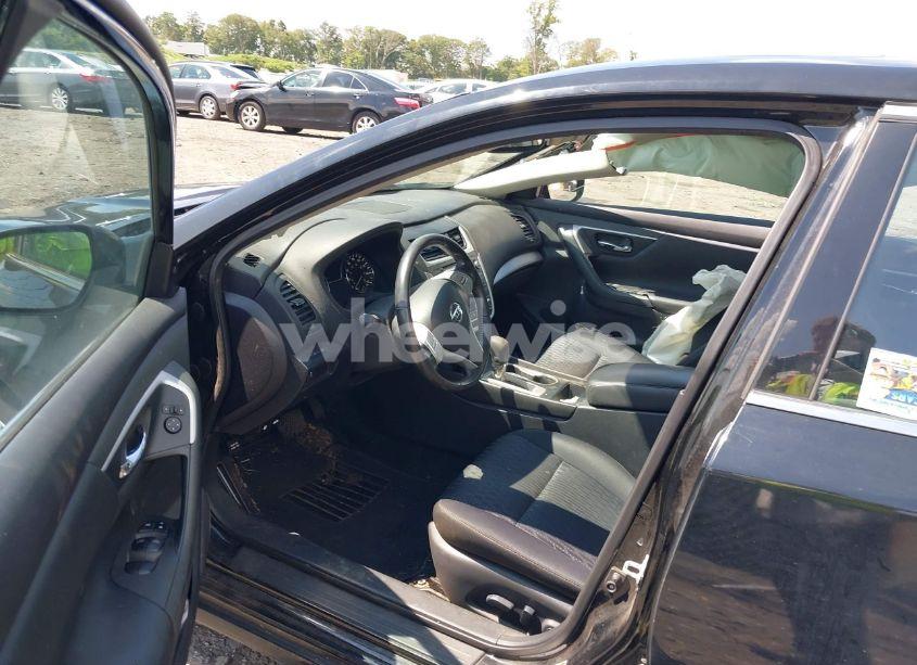 Photo 5 of 2017 Nissan Altima 2.5 SV (VIN 1N4AL3AP0HC144575)