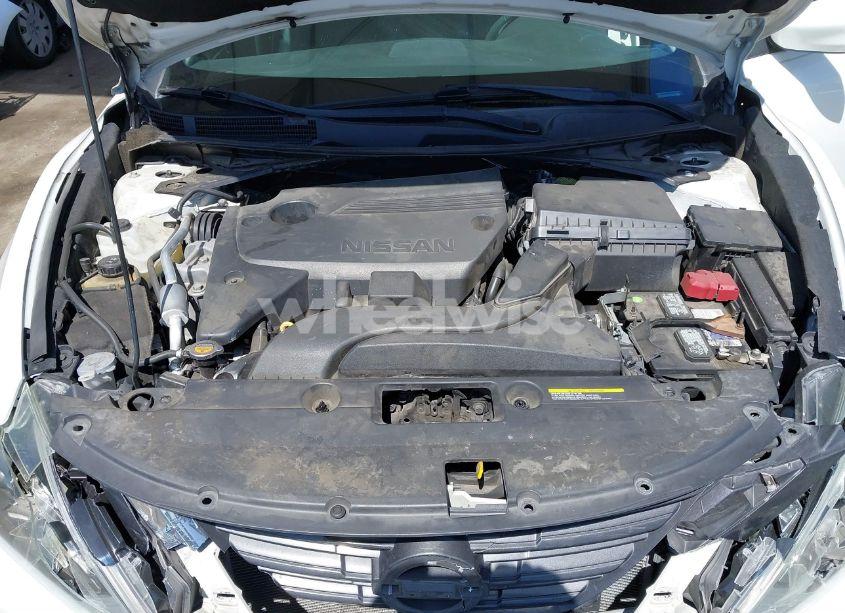 Photo 10 of 2017 Nissan Altima 2.5 SR (VIN 1N4AL3AP0HC154247)