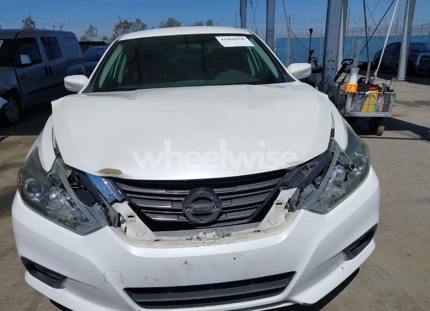 Photo 12 of 2017 Nissan Altima 2.5 SR (VIN 1N4AL3AP0HC154247)