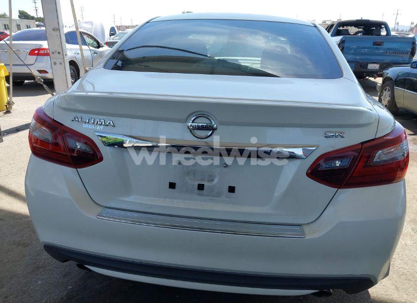 Photo 16 of 2017 Nissan Altima 2.5 SR (VIN 1N4AL3AP0HC154247)