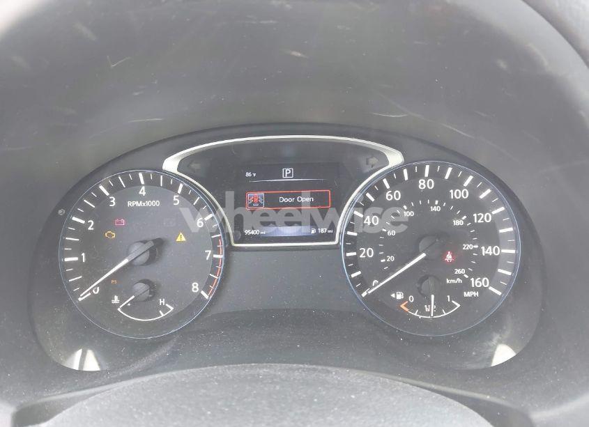 Photo 7 of 2017 Nissan Altima 2.5 SR (VIN 1N4AL3AP0HC154247)