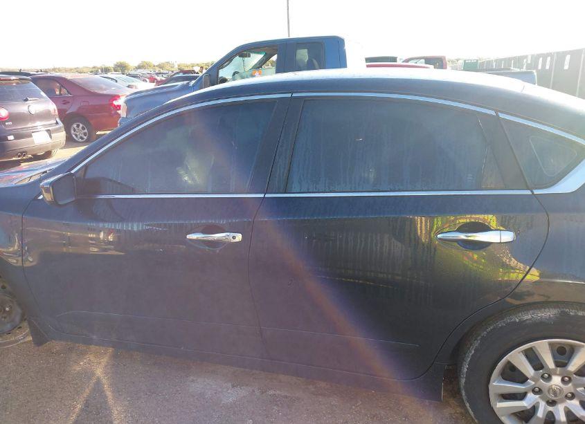 Photo 15 of 2017 Nissan Altima 2.5 S (VIN 1N4AL3AP0HC157844)