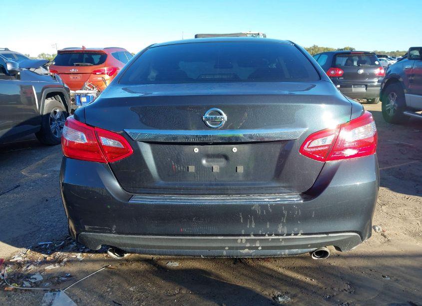 Photo 17 of 2017 Nissan Altima 2.5 S (VIN 1N4AL3AP0HC157844)
