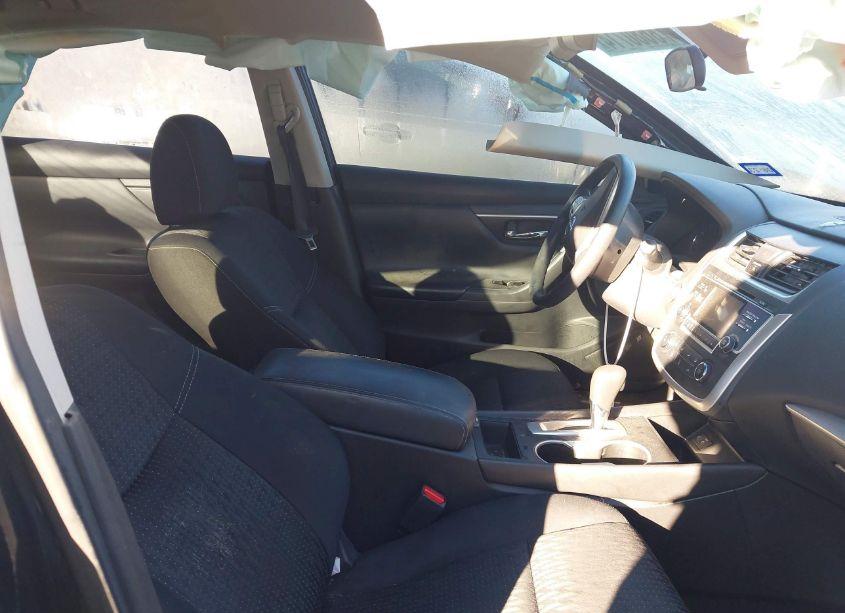 Photo 5 of 2017 Nissan Altima 2.5 S (VIN 1N4AL3AP0HC157844)