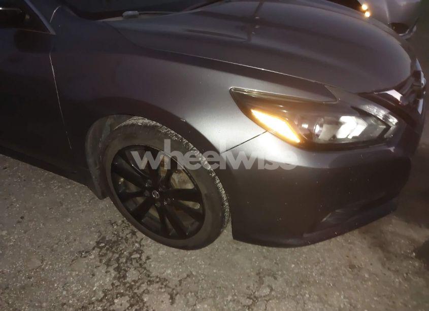 Photo 6 of 2017 Nissan Altima 2.5 SR (VIN 1N4AL3AP0HC179603)