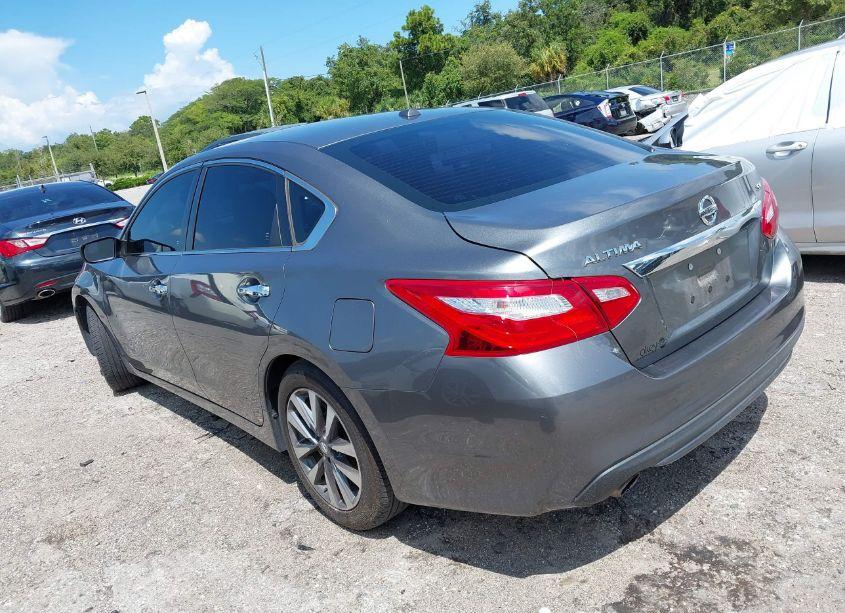 Photo 3 of 2017 Nissan Altima 2.5 SV (VIN 1N4AL3AP0HC185367)