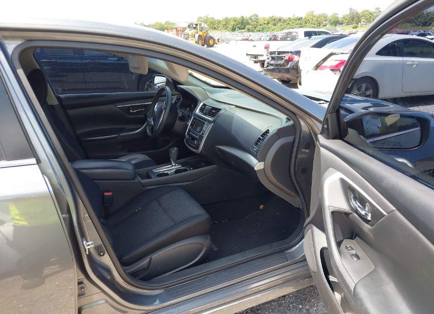 Photo 5 of 2017 Nissan Altima 2.5 SV (VIN 1N4AL3AP0HC185367)