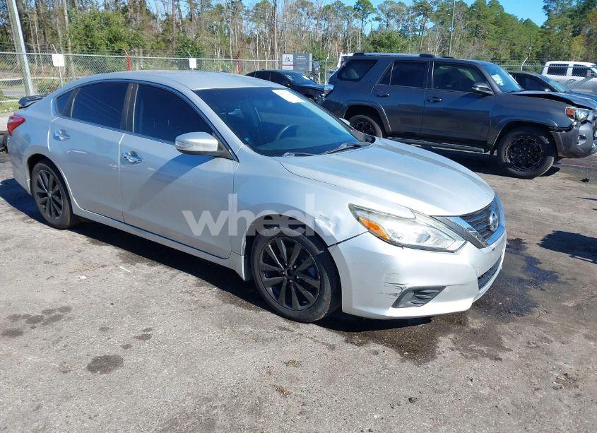 2017 Nissan Altima 2.5 SL (VIN 1N4AL3AP0HC188107) main photo