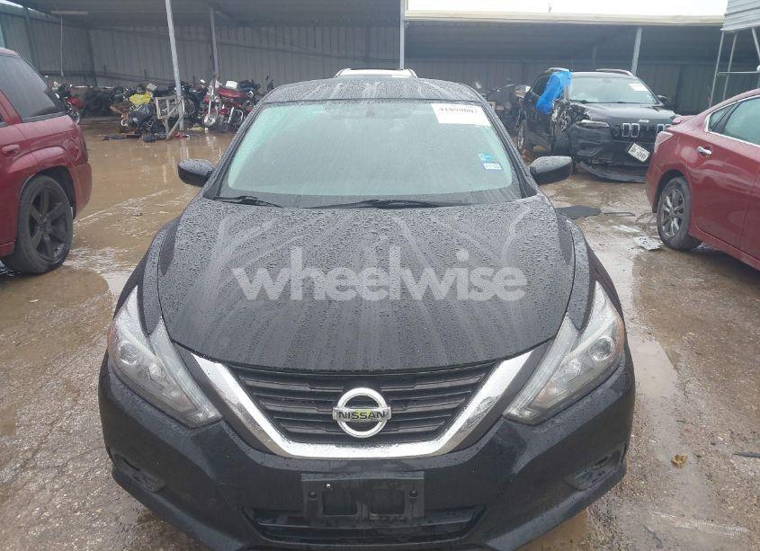 Photo 12 of 2017 Nissan Altima 2.5 SR (VIN 1N4AL3AP0HC188558)