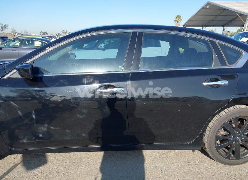 Photo 14 of 2017 Nissan Altima 2.5 SR (VIN 1N4AL3AP0HC218528)