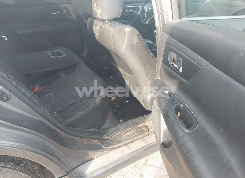 Photo 8 of 2017 Nissan Altima 2.5 S (VIN 1N4AL3AP0HC238889)