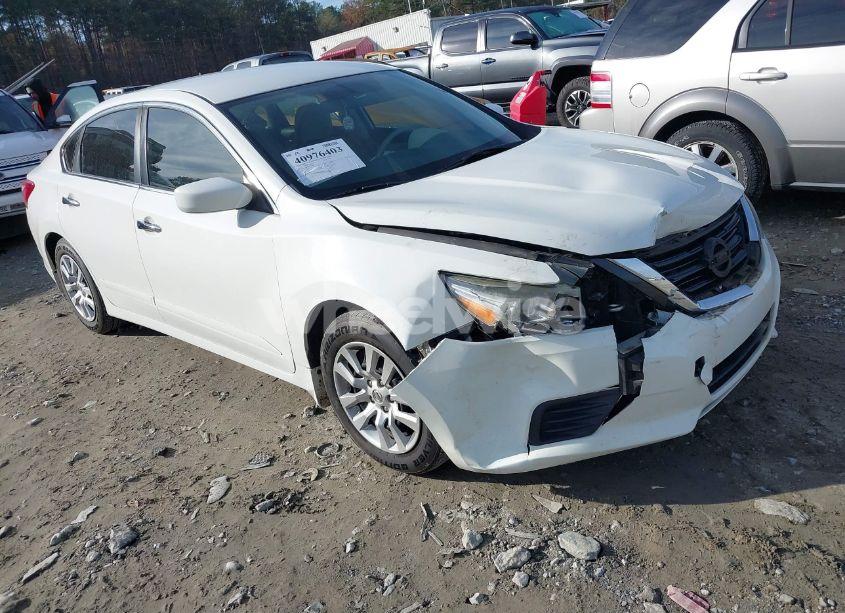 2017 Nissan Altima 2.5 S (VIN 1N4AL3AP0HC241968) main photo