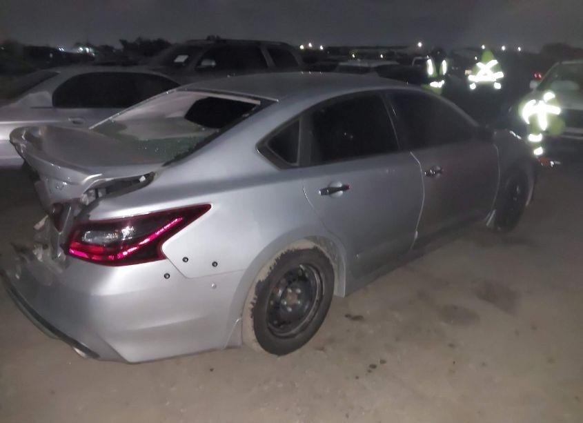 Photo 4 of 2017 Nissan Altima 2.5 S (VIN 1N4AL3AP0HC247267)