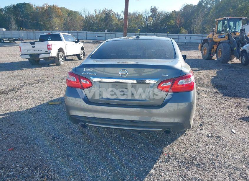 Photo 16 of 2017 Nissan Altima 2.5 SV (VIN 1N4AL3AP0HC257720)
