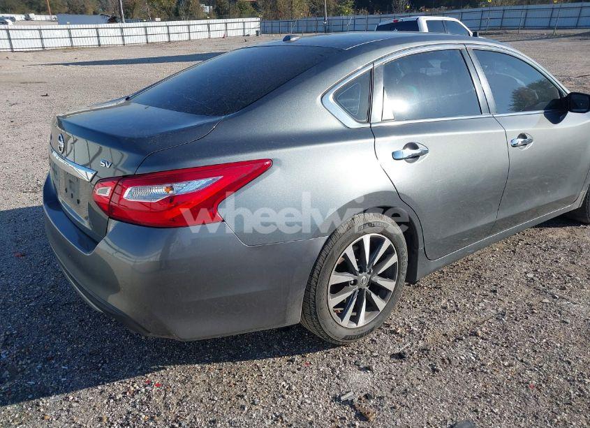 Photo 20 of 2017 Nissan Altima 2.5 SV (VIN 1N4AL3AP0HC257720)