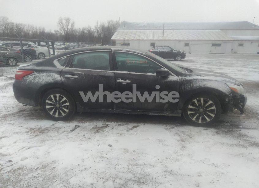 Photo 14 of 2017 Nissan Altima 2.5 SV (VIN 1N4AL3AP0HC258477)
