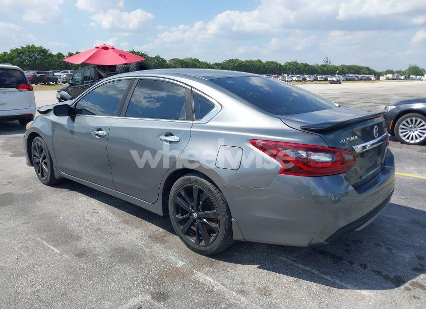 Photo 3 of 2017 Nissan Altima 2.5 SR (VIN 1N4AL3AP0HC259676)