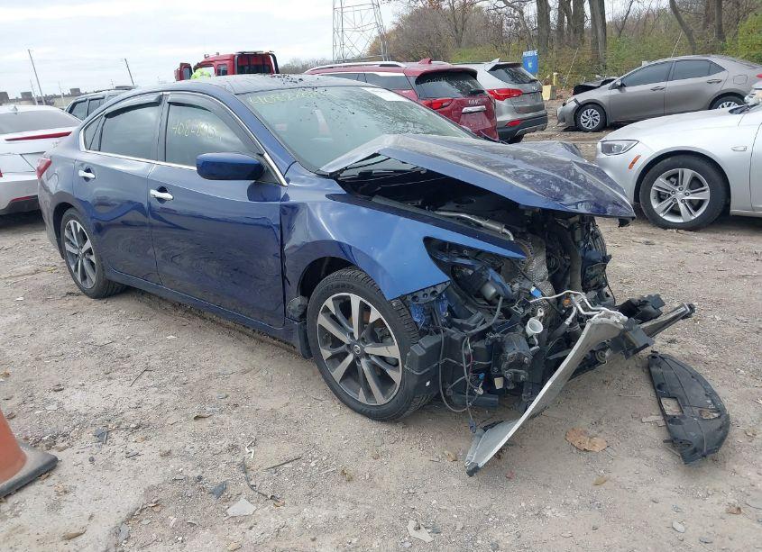 2017 Nissan Altima 2.5 SR (VIN 1N4AL3AP0HC261234) main photo