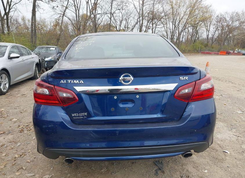 Photo 17 of 2017 Nissan Altima 2.5 SR (VIN 1N4AL3AP0HC261234)