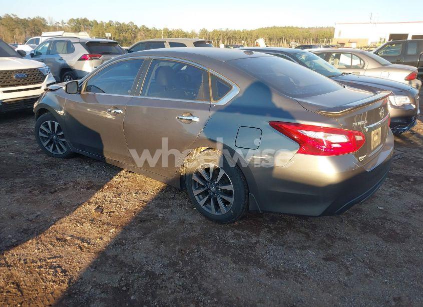 Photo 3 of 2017 Nissan Altima 2.5 SL (VIN 1N4AL3AP0HC267194)