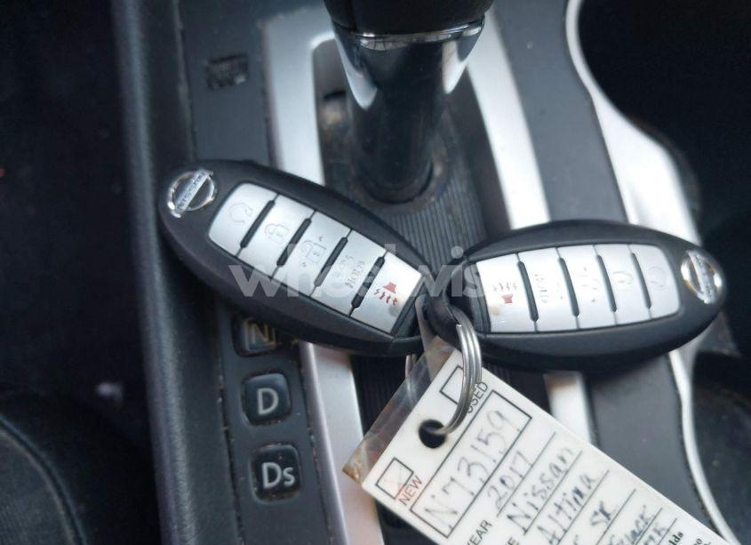 Photo 11 of 2017 Nissan Altima 2.5 SR (VIN 1N4AL3AP0HC267275)