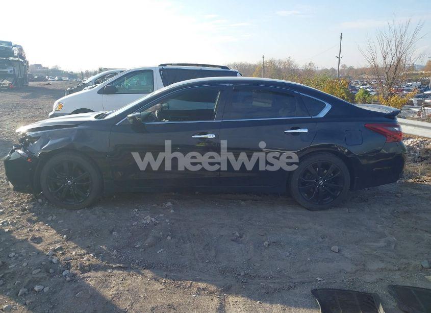 Photo 14 of 2017 Nissan Altima 2.5 SR (VIN 1N4AL3AP0HC267275)