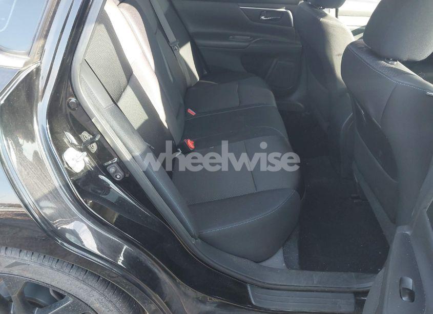 Photo 8 of 2017 Nissan Altima 2.5 SR (VIN 1N4AL3AP0HC267275)