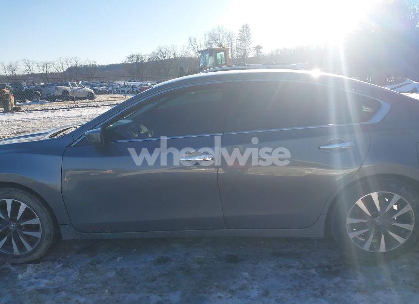 Photo 15 of 2017 Nissan Altima 2.5 SV (VIN 1N4AL3AP0HC286702)