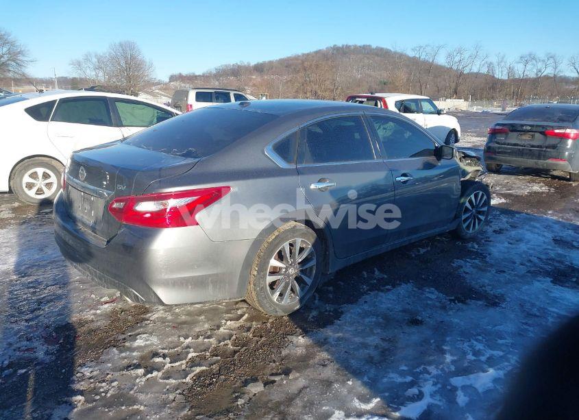 Photo 4 of 2017 Nissan Altima 2.5 SV (VIN 1N4AL3AP0HC286702)