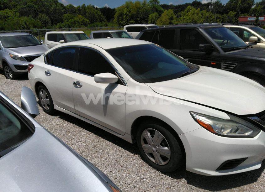 Photo 13 of 2017 Nissan Altima 2.5 S (VIN 1N4AL3AP0HC288742)