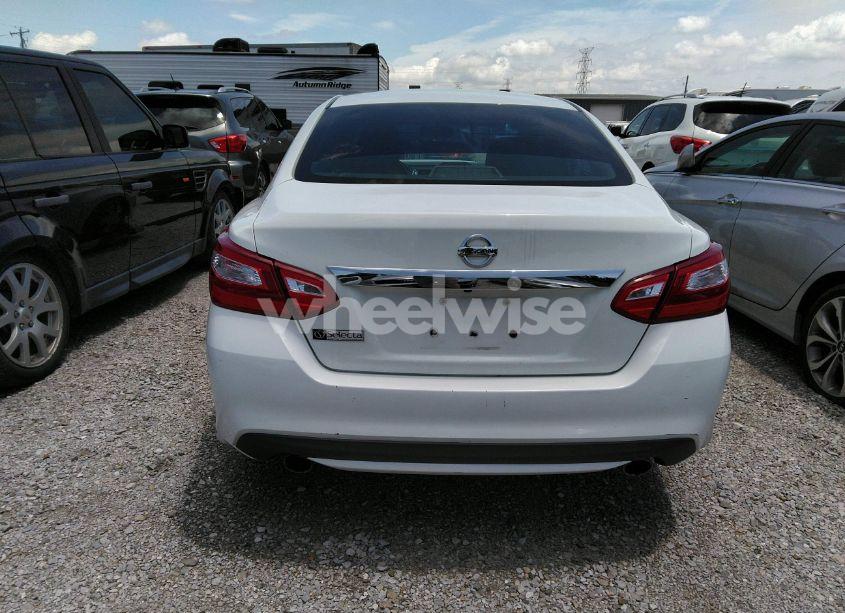 Photo 16 of 2017 Nissan Altima 2.5 S (VIN 1N4AL3AP0HC288742)