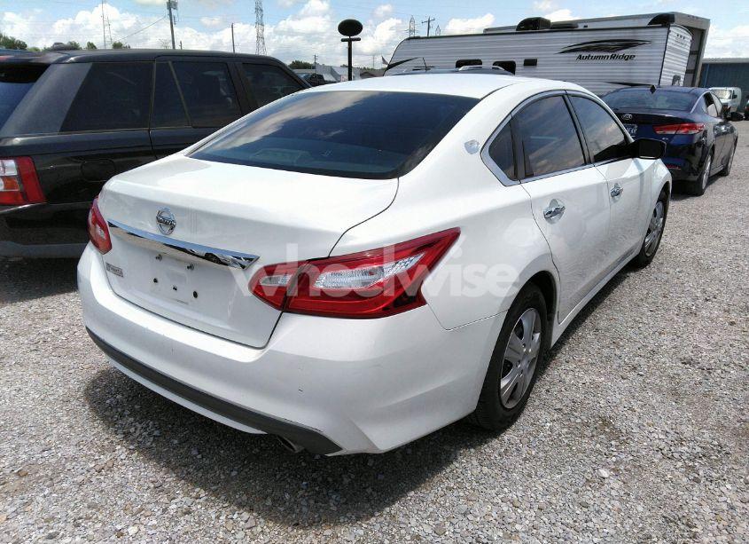 Photo 4 of 2017 Nissan Altima 2.5 S (VIN 1N4AL3AP0HC288742)